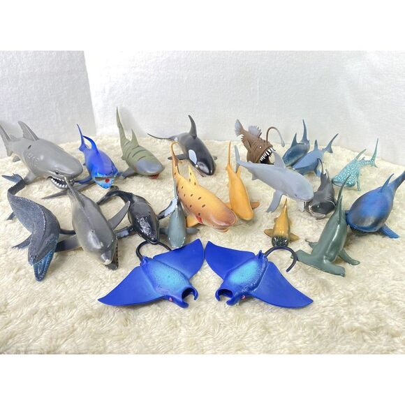 Other - Ocean Animals HUGE Lot Water Pool Play‎ Aquamarine Life Identified HG1
